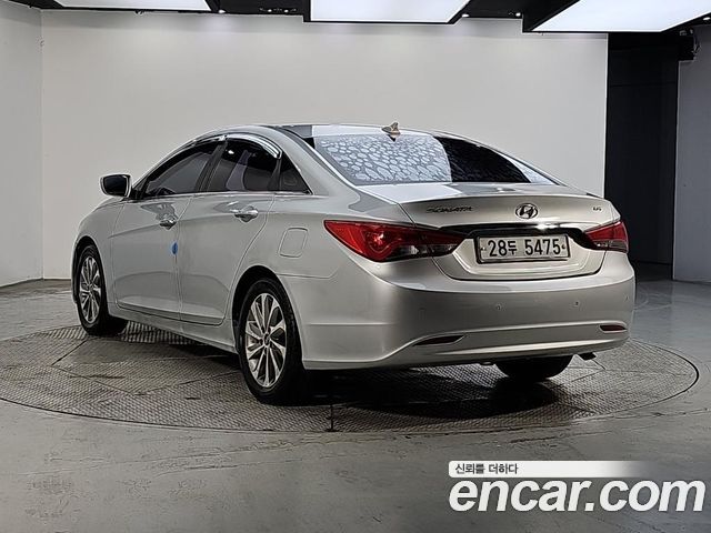 Hyundai Sonata LPI Smart(Handicapped) — пробег 157 705 км — фото 3 из 5