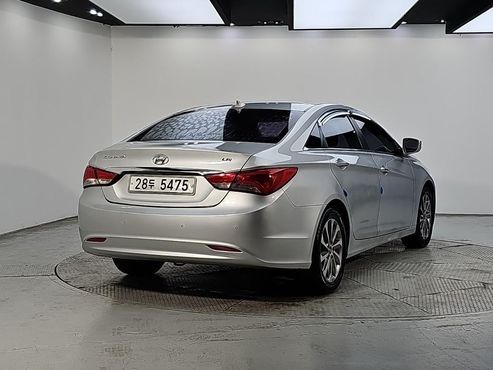 Hyundai Sonata LPI Smart(Handicapped) — пробег 157 705 км — фото 4 из 5