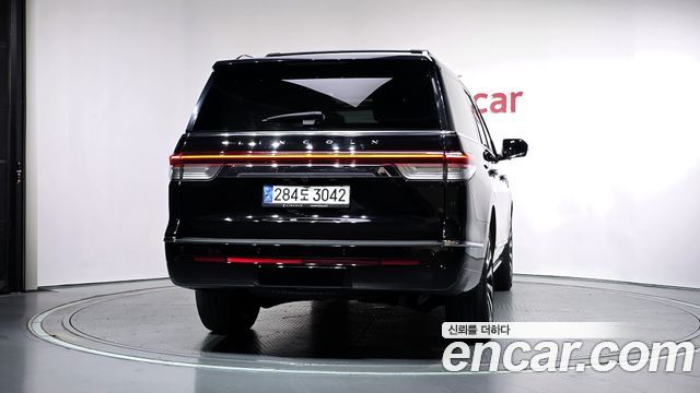 Lincoln Navigator из Кореи Encar