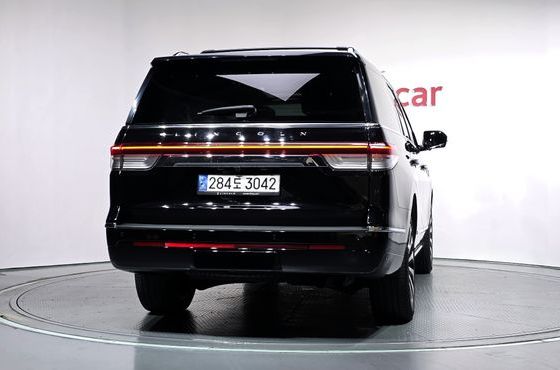 Lincoln Navigator 3.5L — пробег 68 537 км — фото 4 из 5