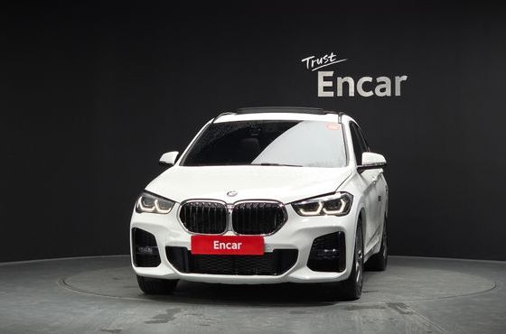 BMW X1 xDrive 20i M Sport — пробег 20 322 км — фото 3 из 5
