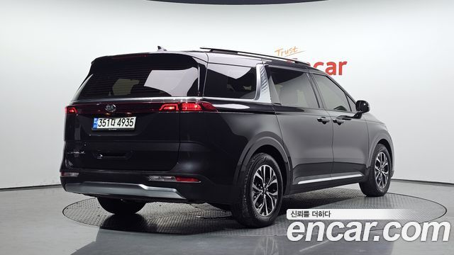 Kia Carnival Diesel 9-Seater Noblesse — пробег 40 680 км — фото 2 из 5