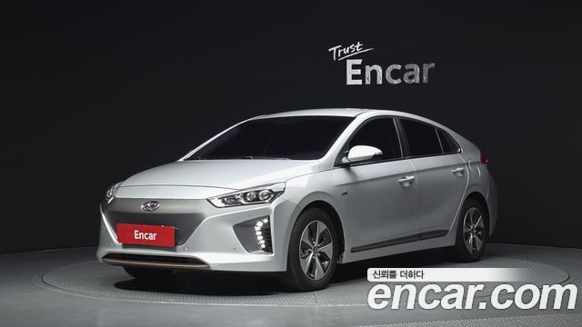 Hyundai Ioniq Q — пробег 123 485 км — фото 1 из 5