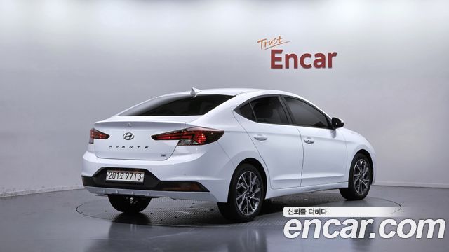 Hyundai AVANTE из Кореи Encar
