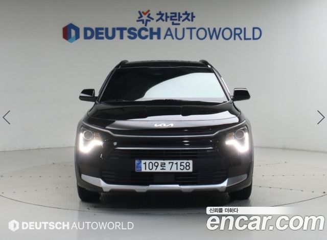 Kia Niro Prestige — пробег 14 815 км — фото 3 из 5