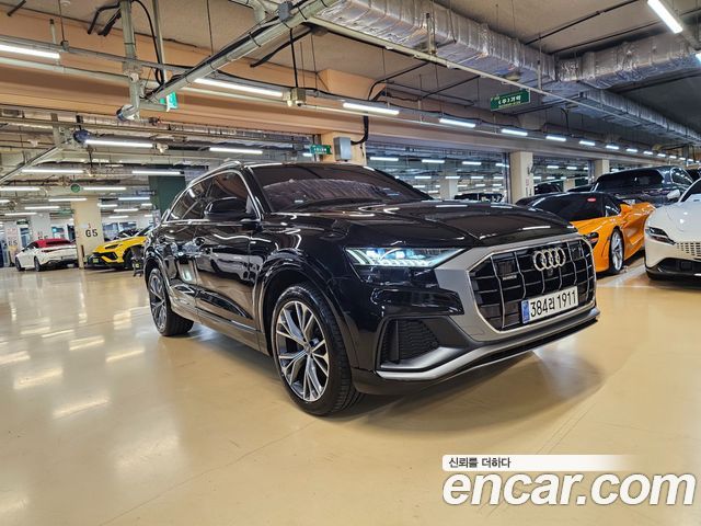 Audi Q8 50 TDI Quattro Premium — пробег 123 068 км — фото 1 из 5