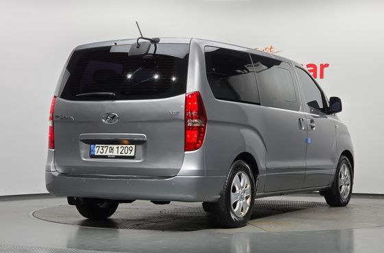 Hyundai Starex Wagon 11-Seater Smart — пробег 142 460 км — фото 2 из 5