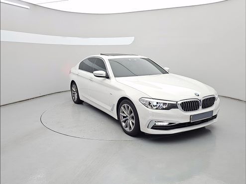 BMW 5-Series 520i Luxury — пробег 91 381 км — фото 4 из 5