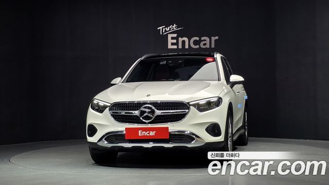 Mercedes-Benz GLC-Class GLC220 d 4MATIC — пробег 3 277 км — фото 3 из 5
