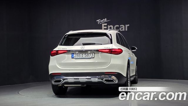 Mercedes-Benz GLC-Class GLC220 d 4MATIC — пробег 3 277 км — фото 4 из 5