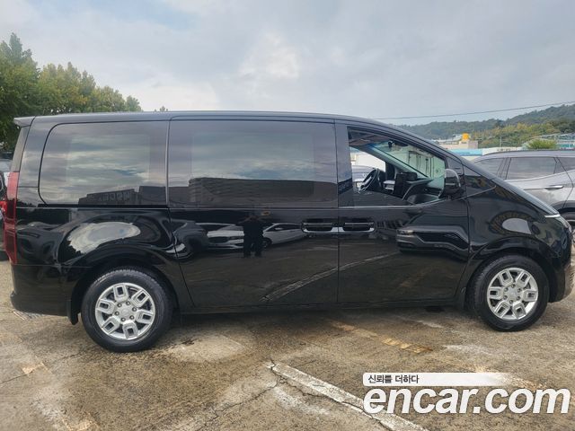 Hyundai Staria Cargo 3-Seater Modern — пробег 158 292 км — фото 4 из 5