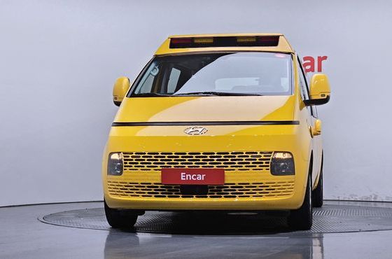 Hyundai Staria L3.5 Kinder Safety Car 11-Seater — пробег 69 346 км — фото 3 из 5
