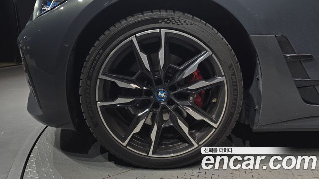 BMW i4 из Кореи Encar
