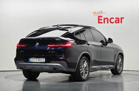 BMW X4 xDrive20i M Sports X Onlile Exclusive Edition — пробег 60 873 км — фото 2 из 5