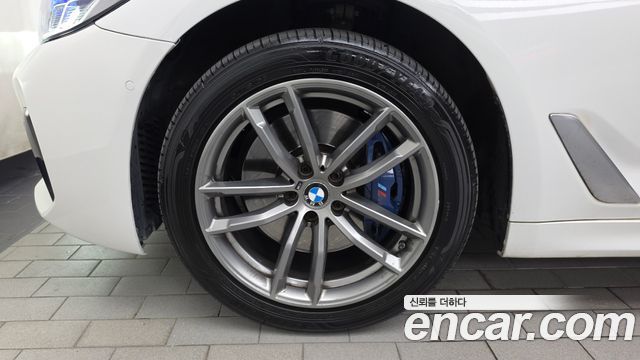 BMW 5-Series 530i xDrive M Sport Package Plus — пробег 166 026 км — фото 5 из 5