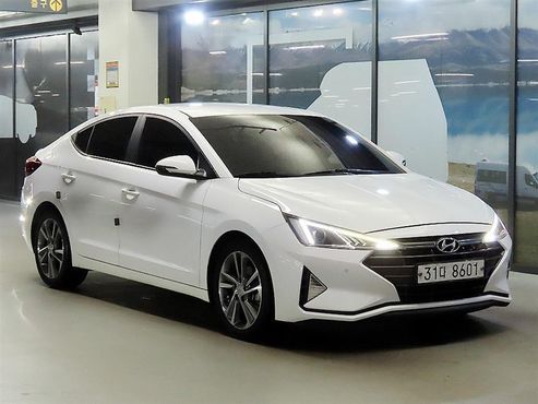 Hyundai AVANTE 1.6 Smart — пробег 111 069 км — фото 1 из 5