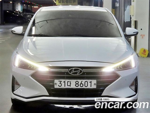 Hyundai AVANTE 1.6 Smart — пробег 111 069 км — фото 2 из 5
