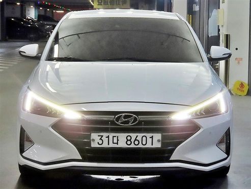 Hyundai AVANTE 1.6 Smart — пробег 111 069 км — фото 2 из 5