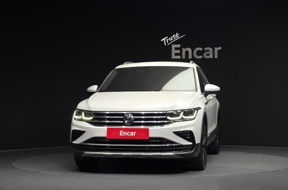 Volkswagen Tiguan 2.0 TDI Premium — пробег 41 339 км — фото 3 из 5