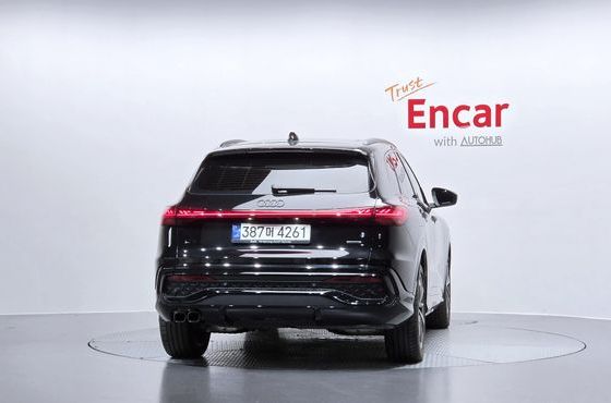 Audi Q5 40 TDI Quattro S Line Black Edition — пробег 5 176 км — фото 4 из 5