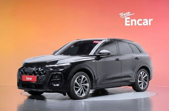 Audi Q5 40 TDI Quattro S Line Black Edition — пробег 5 176 км — фото 1 из 5