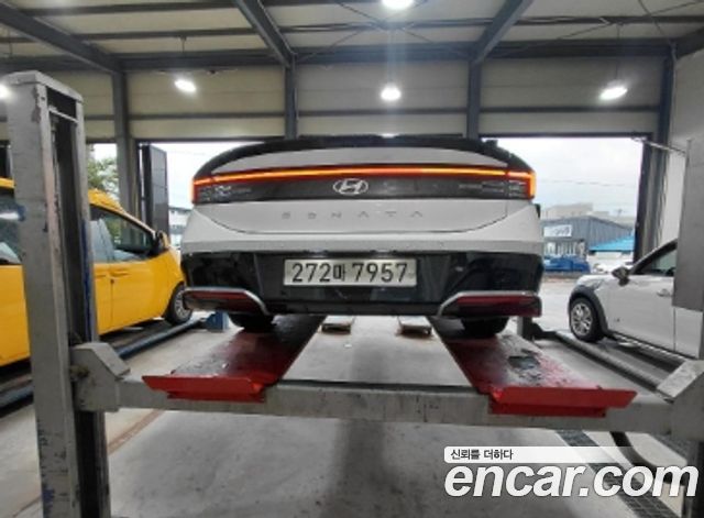Hyundai Sonata Premium — пробег 93 884 км — фото 2 из 2