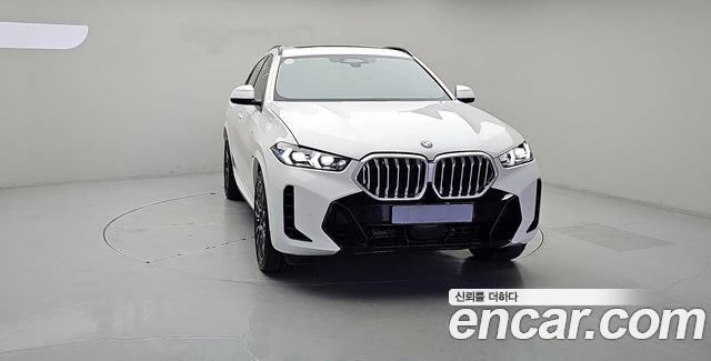 BMW X6 xDrive40i M Sport — пробег 19 540 км — фото 1 из 5