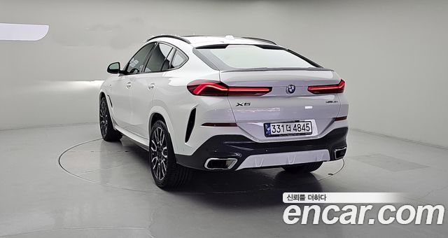 BMW X6 xDrive40i M Sport — пробег 19 540 км — фото 3 из 5