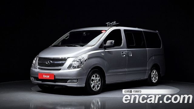 Hyundai Starex 12-Seater Wagon CVX Luxury — пробег 348 970 км — фото 1 из 5