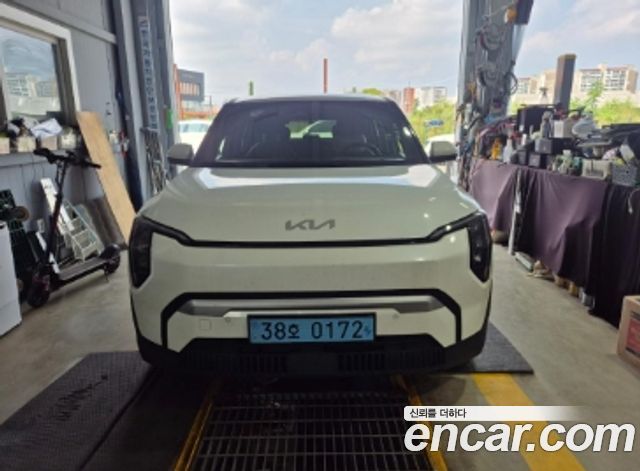 Kia EV3 Standard 2WD Air — пробег 47 339 км — фото 1 из 2