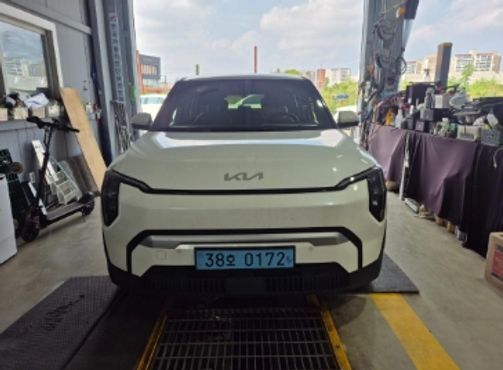 Kia EV3 Standard 2WD Air — пробег 47 339 км — фото 1 из 2