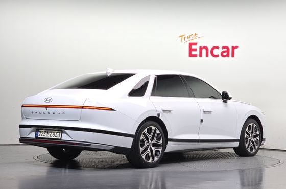Hyundai Grandeur Exclusive — пробег 37 878 км — фото 2 из 5