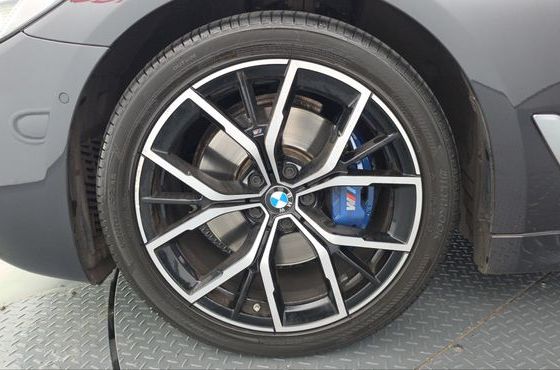 BMW 5-Series 530i M Sport Package — пробег 93 620 км — фото 5 из 5
