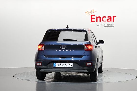 Hyundai Venue 1,6 Premium — пробег 8 499 км — фото 4 из 5