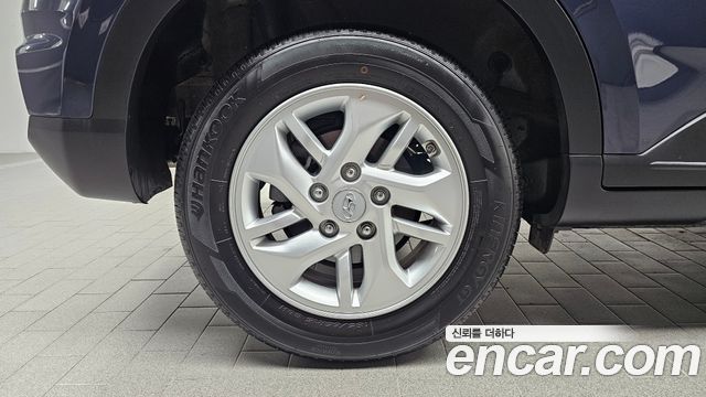 Hyundai Venue 1,6 Premium — пробег 8 499 км — фото 5 из 5