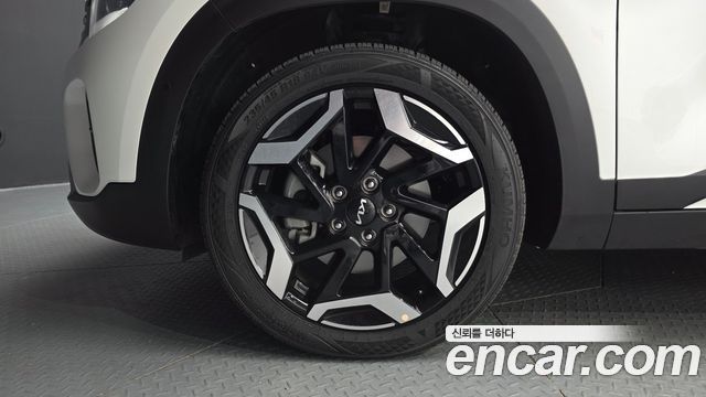 Kia Seltos Gasoline 1.6 Turbo 2WD Signature — пробег 7 713 км — фото 5 из 5