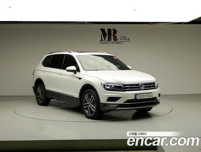 Volkswagen Tiguan 2.0 TDI Prestige — пробег 25 501 км — фото 2 из 5