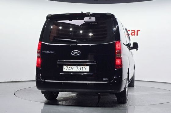 Hyundai Starex 12-Seater LPi Smart — пробег 37 419 км — фото 4 из 5