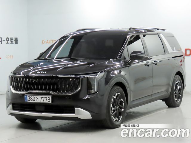 Kia Carnival Diesel 9-Seater Prestige — пробег 67 715 км — фото 1 из 5