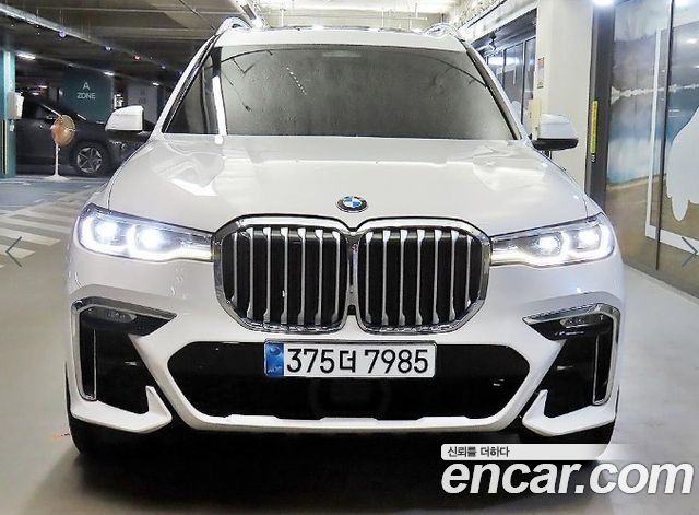 BMW X7 xDrive 40i M Sport 6STR — пробег 66 544 км — фото 2 из 5