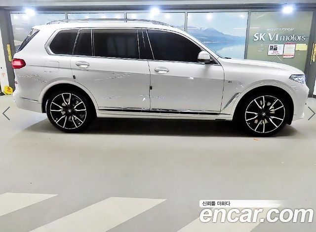BMW X7 xDrive 40i M Sport 6STR — пробег 66 544 км — фото 3 из 5