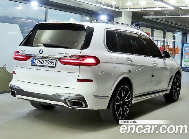 BMW X7 xDrive 40i M Sport 6STR — пробег 66 544 км — фото 4 из 5