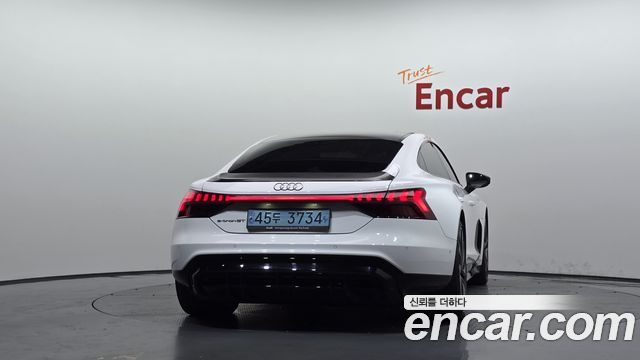 Audi e-tron GT из Кореи Encar