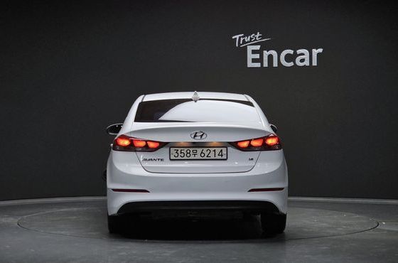 Hyundai AVANTE 1.6 GDI Value Plus — пробег 90 298 км — фото 4 из 5