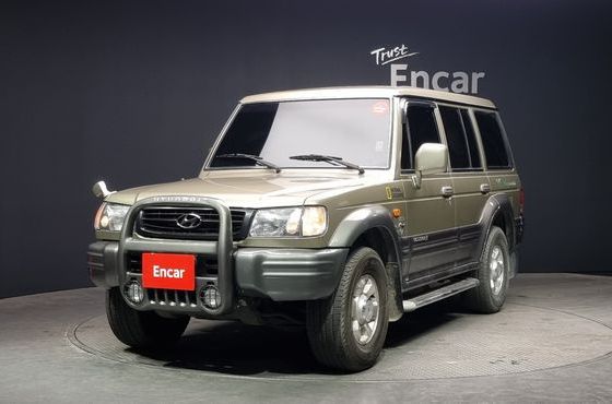Hyundai Galloper 7-Seater LPG V6 Exceed — пробег 156 048 км — фото 1 из 5