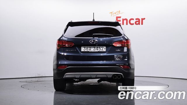 Hyundai Santafe Diesel(e-VGT) 2.0 2WD Premium — пробег 104 502 км — фото 4 из 5