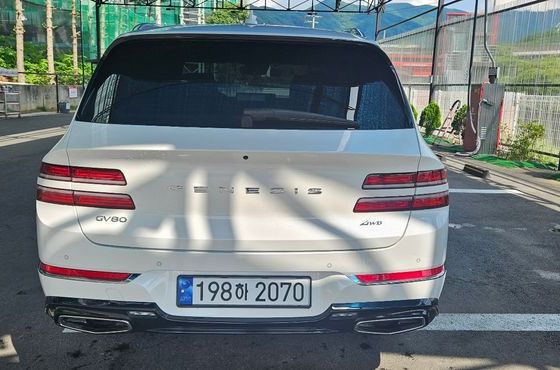 Genesis GV80 2.5T Gasoline AWD — пробег 12 500 км — фото 3 из 5