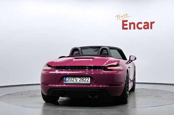 Porsche 718 4.0 GTS — пробег 3 747 км — фото 4 из 5