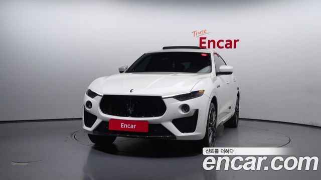 Maserati Levante 3.8 Trofeo — пробег 39 891 км — фото 3 из 5