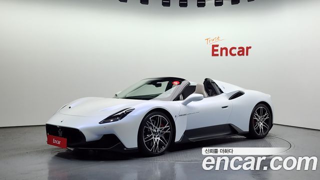 Maserati MC20 из Кореи Encar